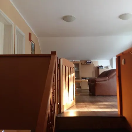 Komforna Kuca Villa *